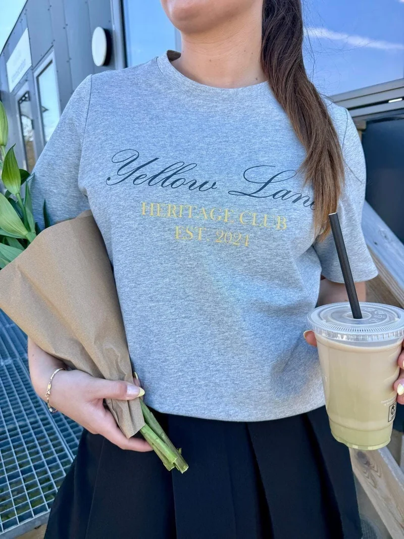 Yellow Lane - Varsity Tee 165589 - 133 - Grey Melange