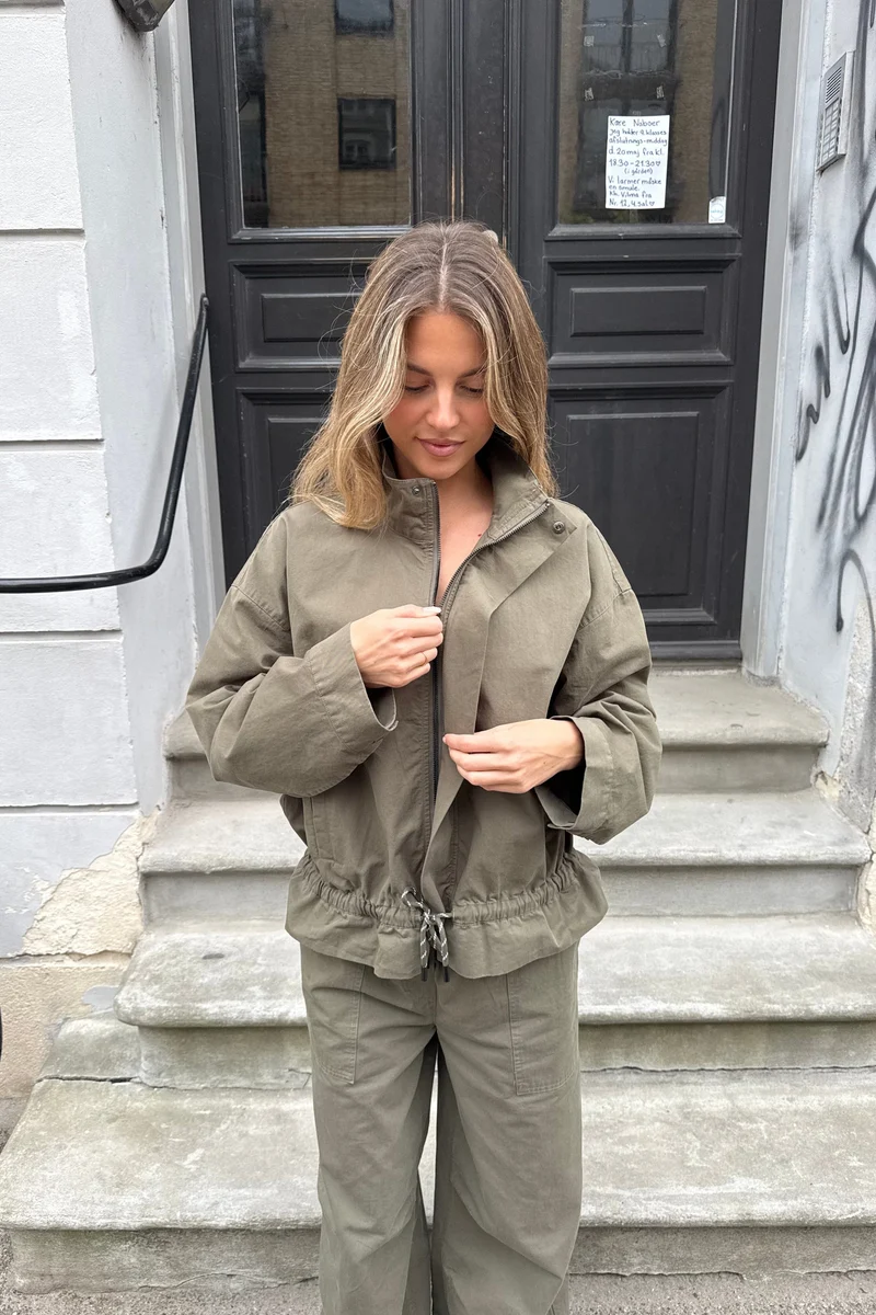 Modström - Uraniamd Jacket 59438 - 2201 - Army Dust