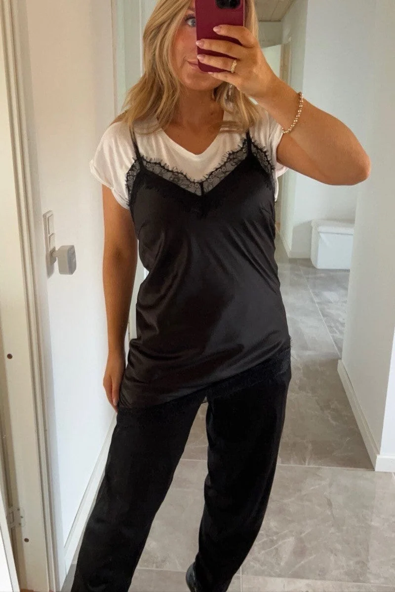 Dear Molly - Lace Top - Black
