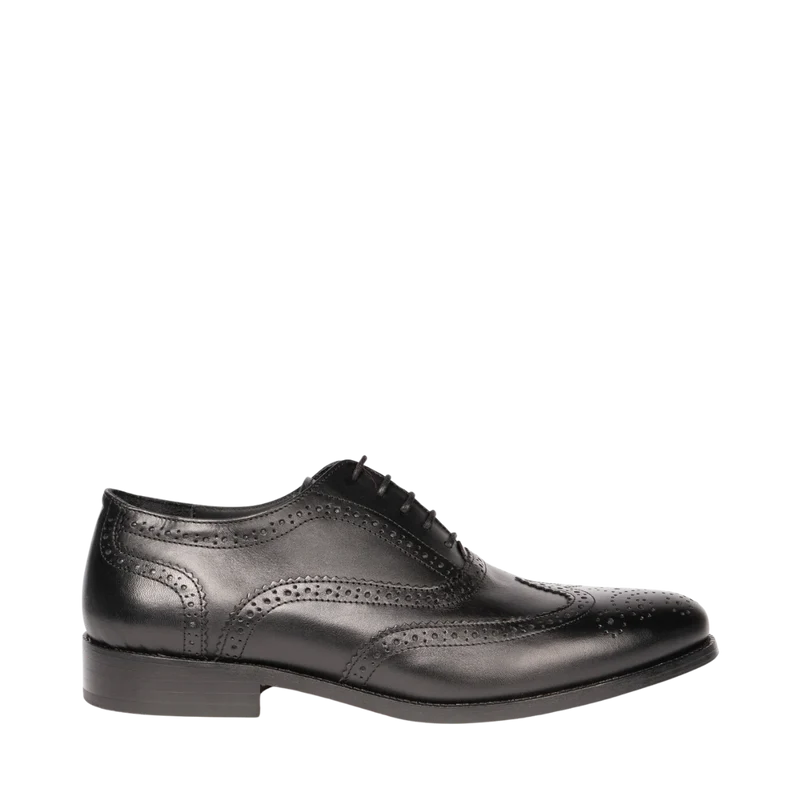 Gustav PR - Black Monochrome