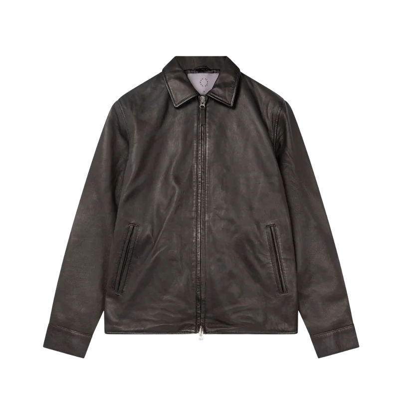 Logan - 102 Black
