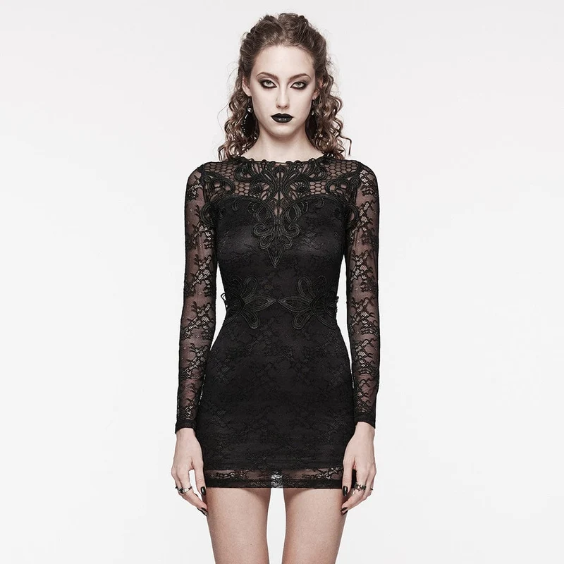 Klänning i gotisk blommig spets