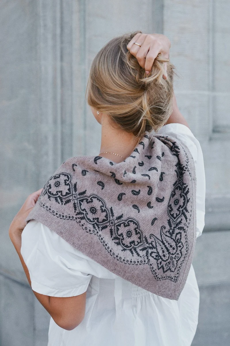 Neo Noir - Adelina Paisley Knit Scarf 169506 - 976 - Beige Melange