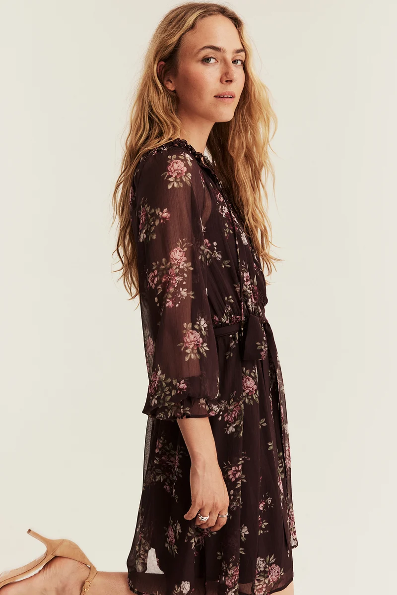 Women's lilac floral chiffon dress