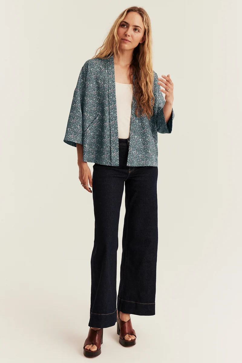 Women’s short floral kimono