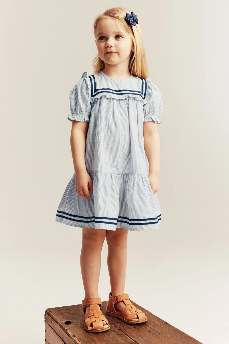 Kids striped dress with puff sleeves