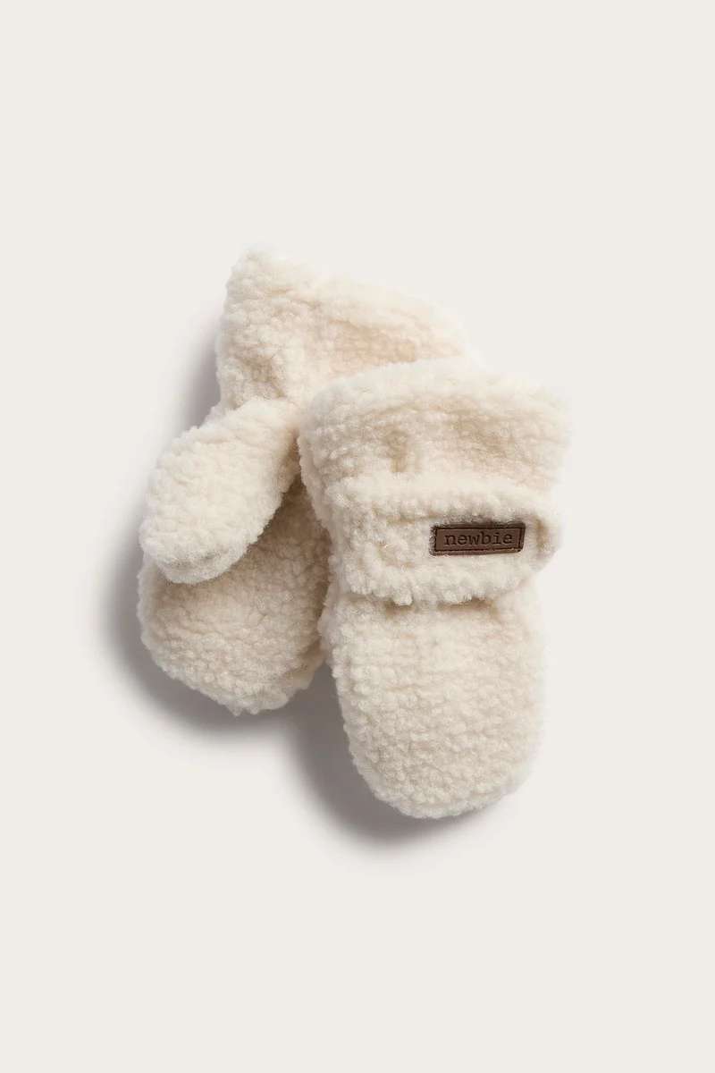 Baby & Kids white fleece mittens