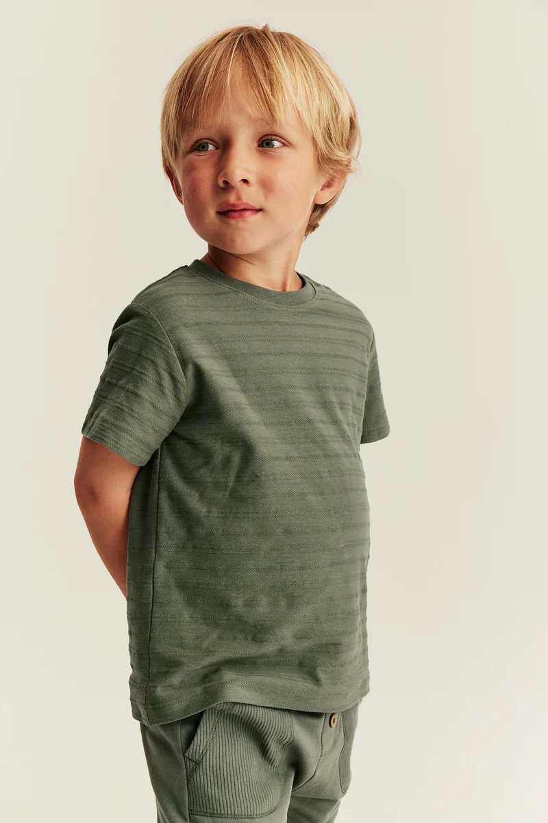 Baby & kids green textured T-shirt