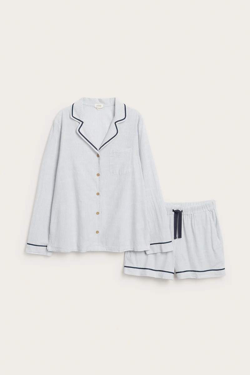 Women's blue striped pyjamas set
