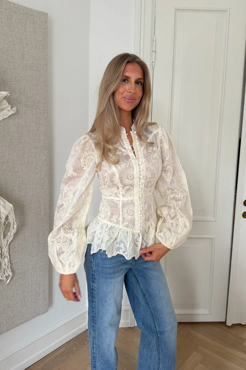 BYIC - Mabelic Shirt A25279 - Vintage Off White Lace